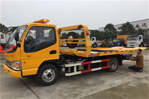 泉山哪里有拖车服务